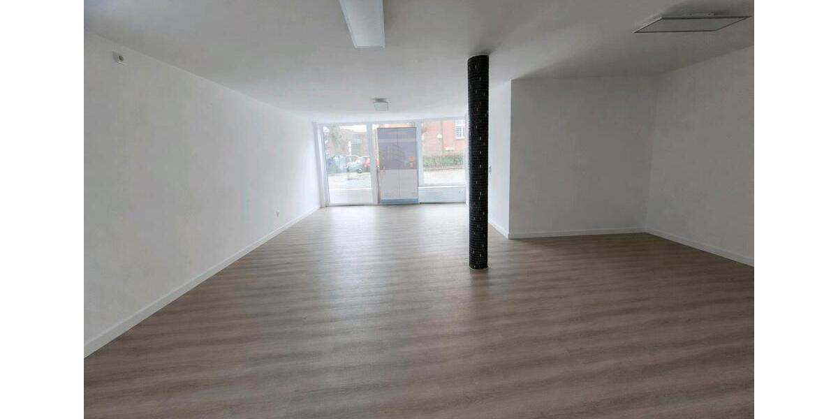 Erdgeschoßwohnung Freiburg (Elbe) - 2 Zimmer, 70 m&sup2;, 500&euro; | Angebot:25233500