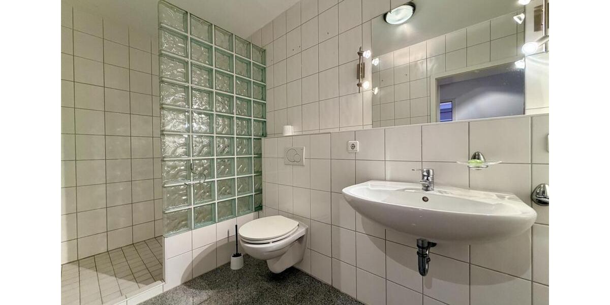 Etagenwohnung Bad Griesbach im Rottal - 5 Zimmer, 190 m&sup2;, 1.100&euro; | Angebot:26266948