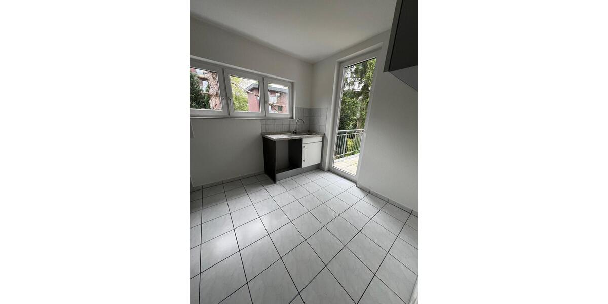 Etagenwohnung Hamburg Wandsbek - 3 Zimmer, 127 m&sup2;, 2.000&euro; | Angebot:26676805