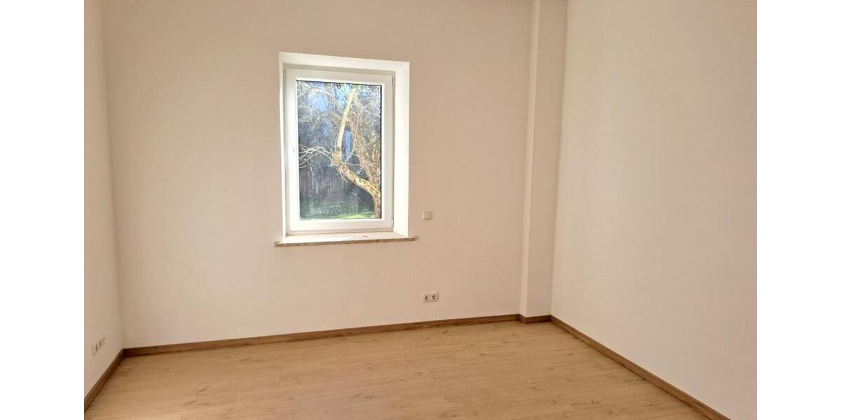 Sonnige ruhige 3-Zimmer Wohnung in Bestlage, neu renoviert! 3 zimmer