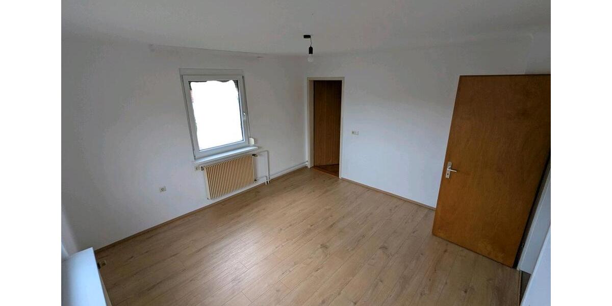 Wohnen auf Zeit Gomaringen - 4.5 Zimmer, 600&euro; | Angebot:22232449