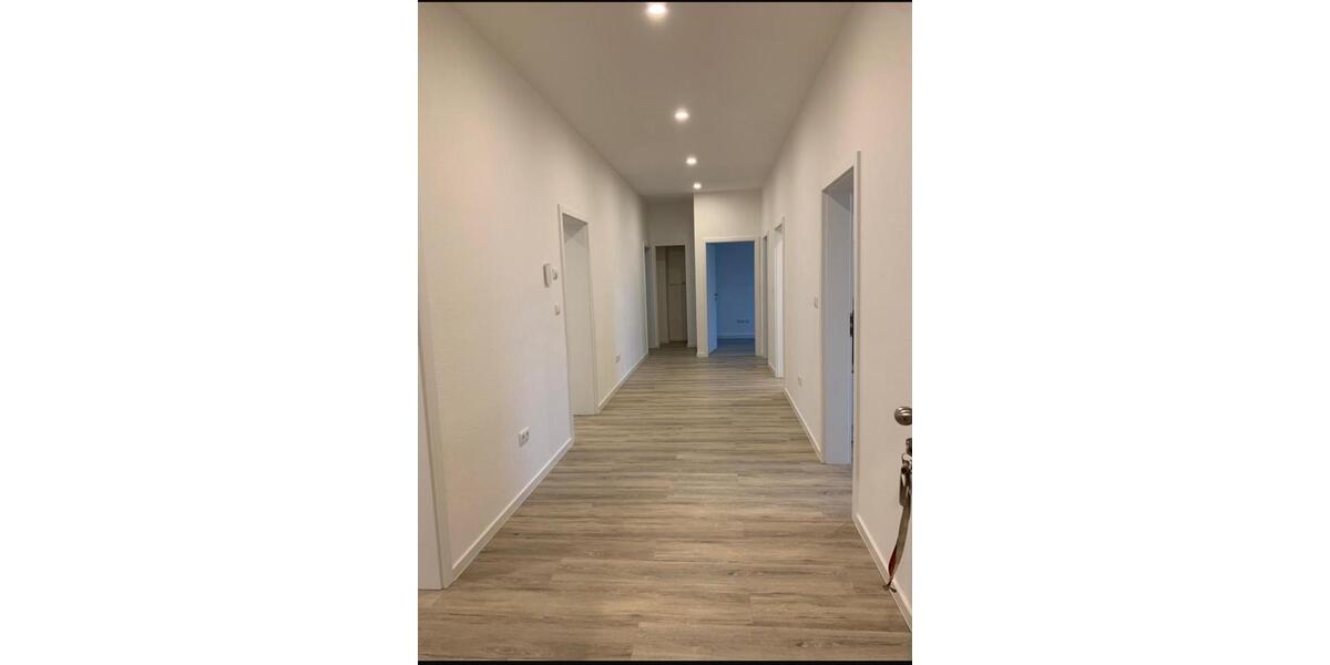 Etagenwohnung Schweinfurt Gartenstadt - 4 Zimmer, 117 m&sup2;, 1.400&euro; | Angebot:24224719