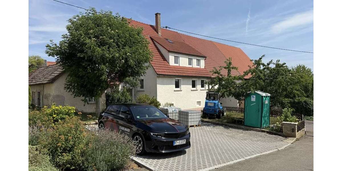 Etagenwohnung Pliezhausen - 3 Zimmer, 81 m&sup2;, 1.250&euro; | Angebot:27111561