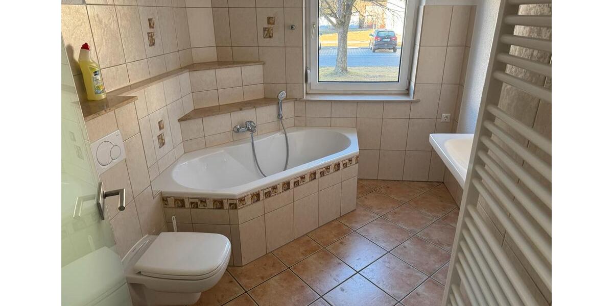 Etagenwohnung Elsterheide - 2 Zimmer, 46 m&sup2;, 595&euro; | Angebot:26038392