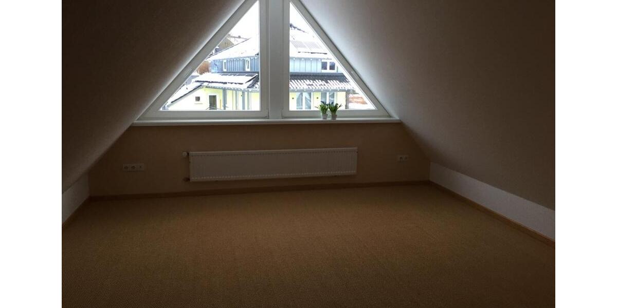 Dachgeschoßwohnung Brilon - 2 Zimmer, 69 m&sup2;, 650&euro; | Angebot:25660347