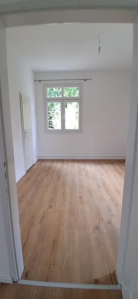 Gewerbefläche in idyllischer Lage – 3 Zimmer für Büro oder Praxis