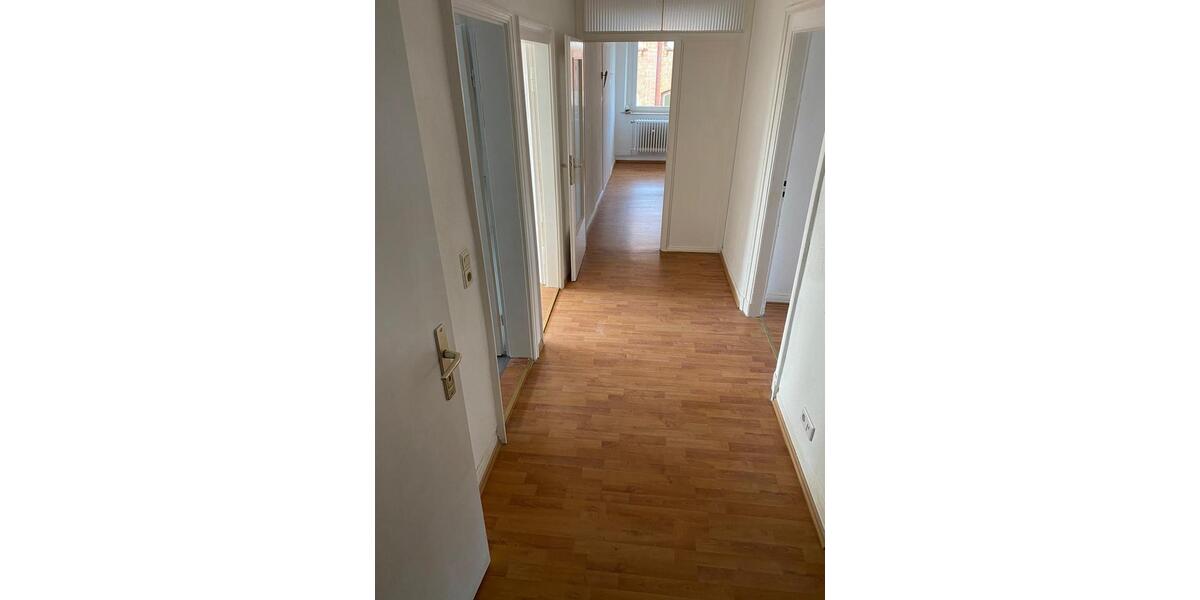Dachgeschoßwohnung Wuppertal - 4 Zimmer, 90 m&sup2;, 920&euro; | Angebot:27590349