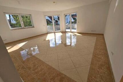 Wohnung Bruchköbel - 5 Zimmer, 135 m&sup2;, 1.450&euro; | Angebot:24904862