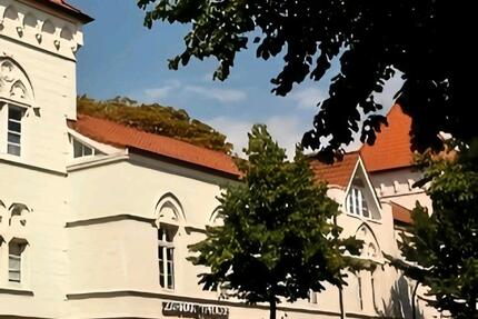 Wohnen auf Zeit Dortmund Hombruch - 6 Zimmer, 132 m&sup2;, 320&euro; | Angebot:26417871