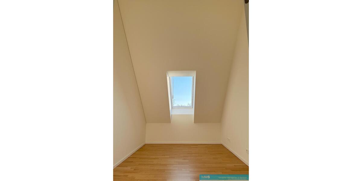Dachgeschoßwohnung Berlin Treptow-Köpenick - 4 Zimmer, 123 m&sup2;, 2.300&euro; | Angebot:25418974