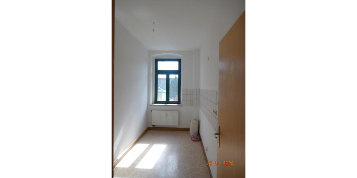 Erdgeschoßwohnung Altenburg - 2 Zimmer, 47 m&sup2;, 330&euro; | Angebot:25417605