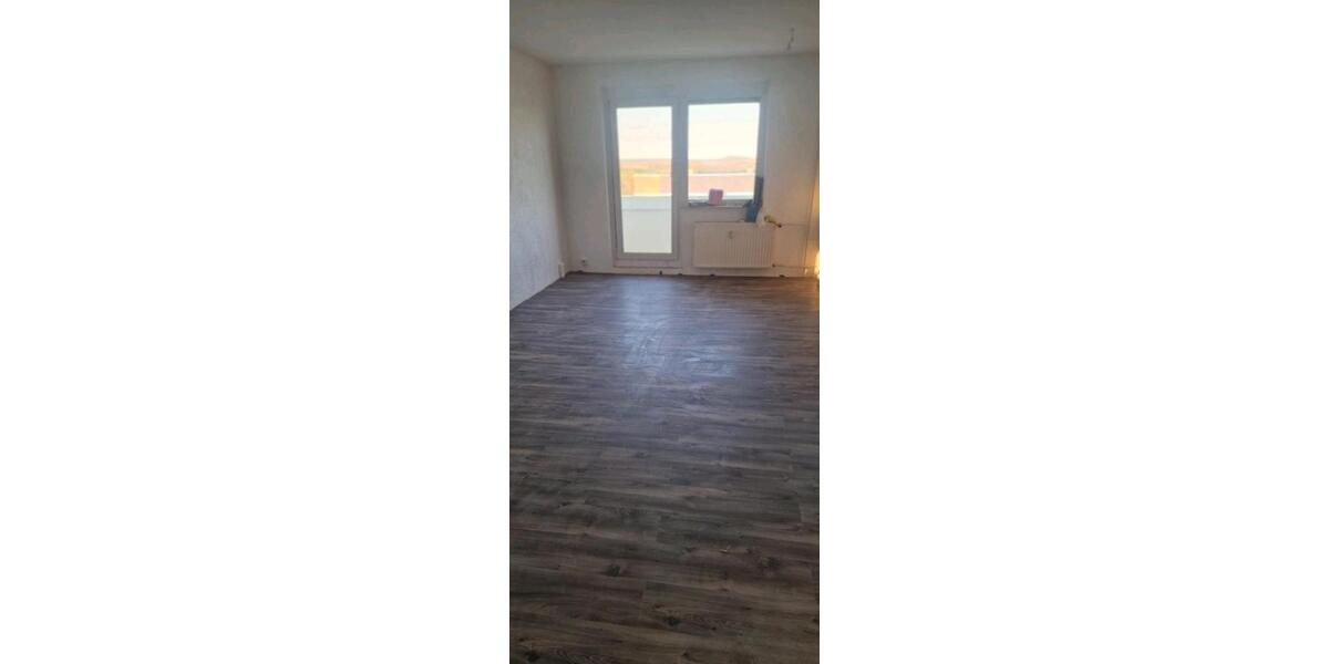 Etagenwohnung Bernstadt auf dem Eigen - 3 Zimmer, 71 m&sup2;, 390&euro; | Angebot:26693404