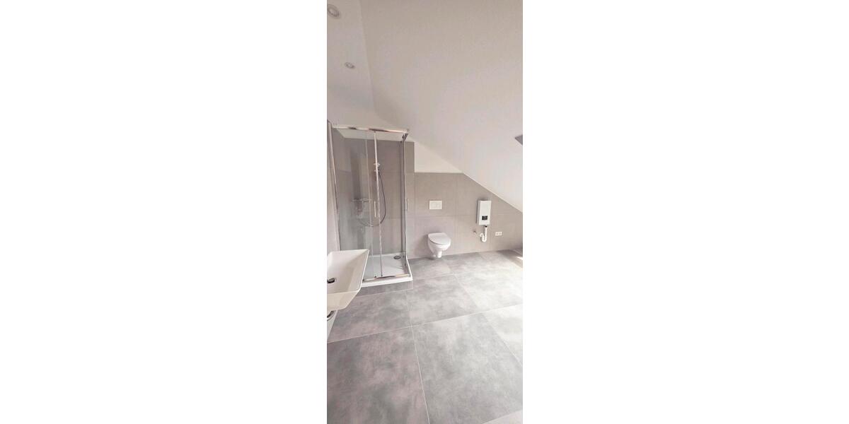 Dachgeschoßwohnung Saarbrücken Dudweiler - 1 Zimmer, 60 m&sup2;, 440&euro; | Angebot:26256159