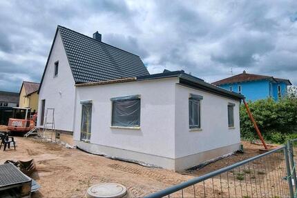 Haus Zirndorf - 4 Zimmer, 135 m&sup2;, 1.650&euro; | Angebot:26682507