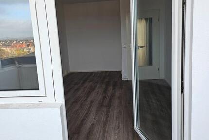 Wohnung Magdeburg Alt Olvenstedt - 1 Zimmer, 36 m&sup2;, 200&euro; | Angebot:25974570