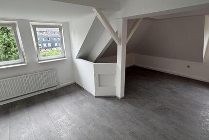 ERSTBEZUG AM HAHNERBERG: 2-3 ZIMMER WOHNUNG WHG 3 zimmer