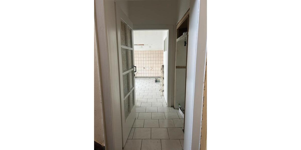Erdgeschoßwohnung Saarbrücken West - 1 Zimmer, 60 m&sup2;, 500&euro; | Angebot:25397742