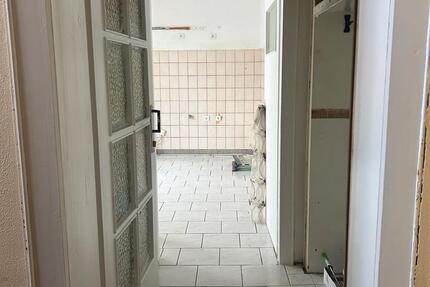 Wohnung Saarbrücken West - 1 Zimmer, 60 m&sup2;, 500&euro; | Angebot:25397742