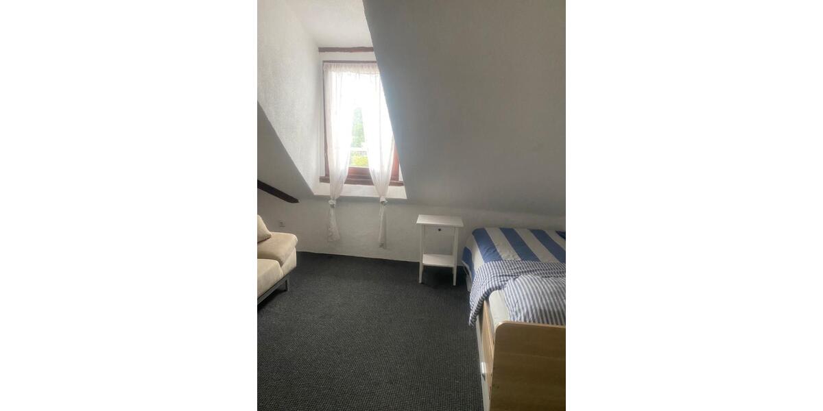 Etagenwohnung Kirchardt - 1 Zimmer, 16 m&sup2;, 450&euro; | Angebot:25321957