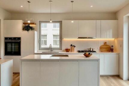 Haus Neuberg - 4 Zimmer, 159 m&sup2;, 2.698&euro; | Angebot:25082718