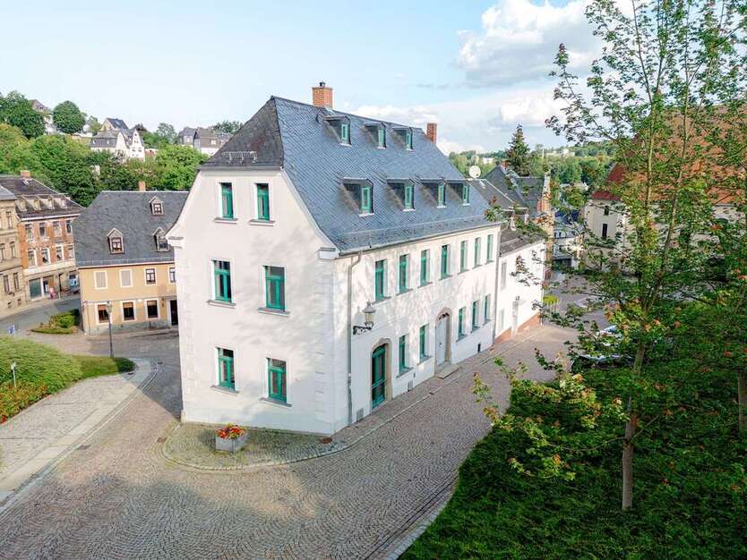 Wohnung zum Mieten in Reichenbach 824 € 96 m² 3 zimmer