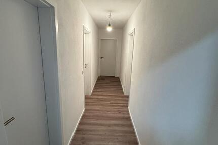 Wohnung Luhe-Wildenau Wildenau - 3 Zimmer, 84 m&sup2;, 900&euro; | Angebot:25080705