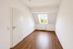 Dachgeschoßwohnung Merseburg - 4 Zimmer, 90 m&sup2;, 590&euro; | Angebot:26535293