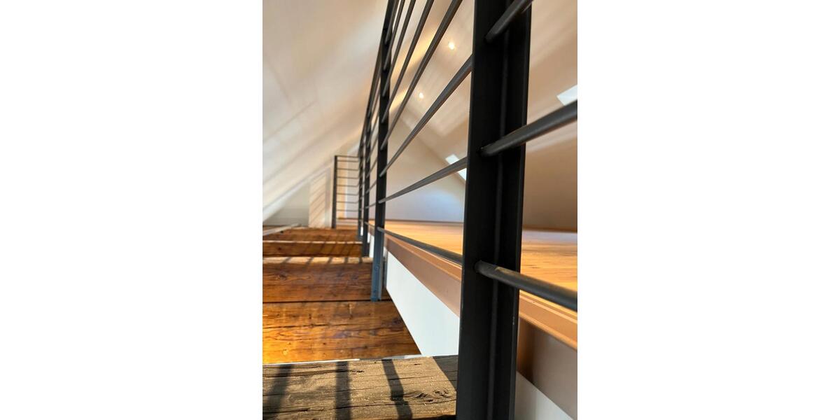 Dachgeschoßwohnung Hohenberg an der Eger - 2 Zimmer, 79 m&sup2;, 895&euro; | Angebot:26060920