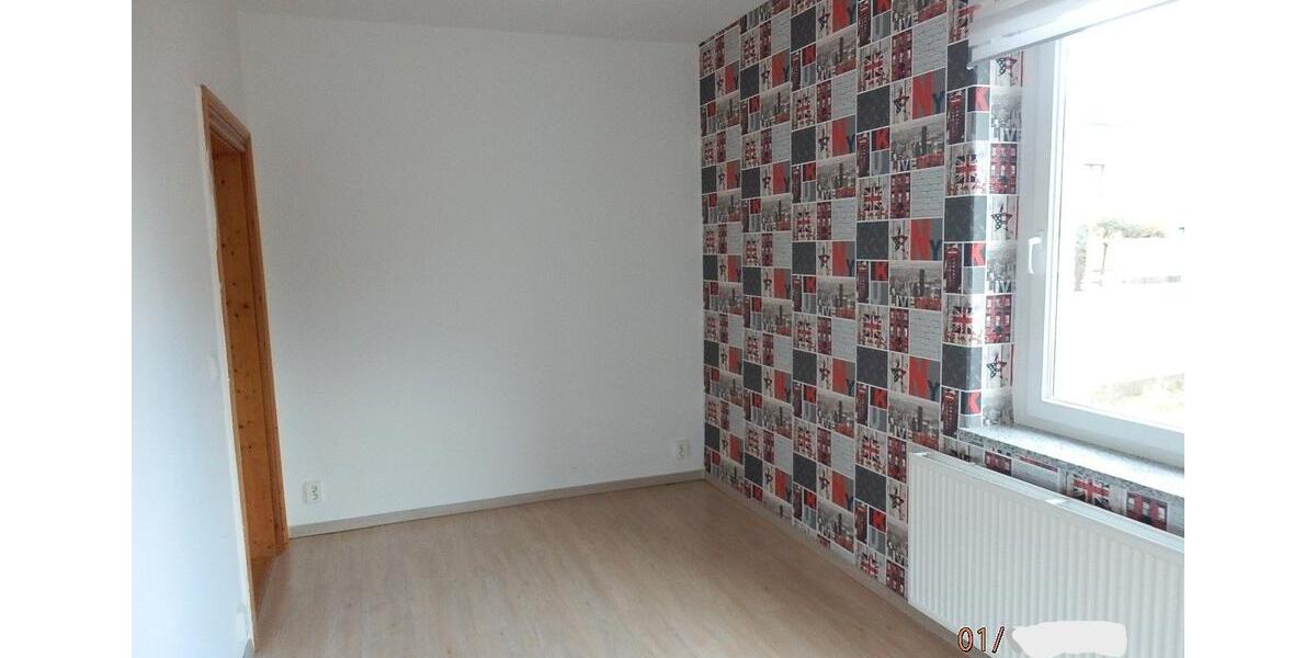 Erdgeschoßwohnung Limbach-Oberfrohna Oberfrohna - 4 Zimmer, 101 m&sup2;, 495&euro; | Angebot:26394895