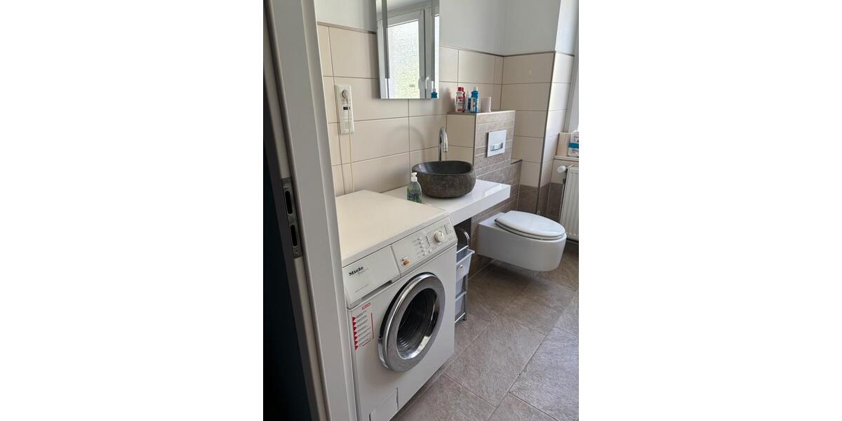 Etagenwohnung Wuppertal Gemarkung Vohwinkel - 2 Zimmer, 64 m&sup2;, 450&euro; | Angebot:26648929