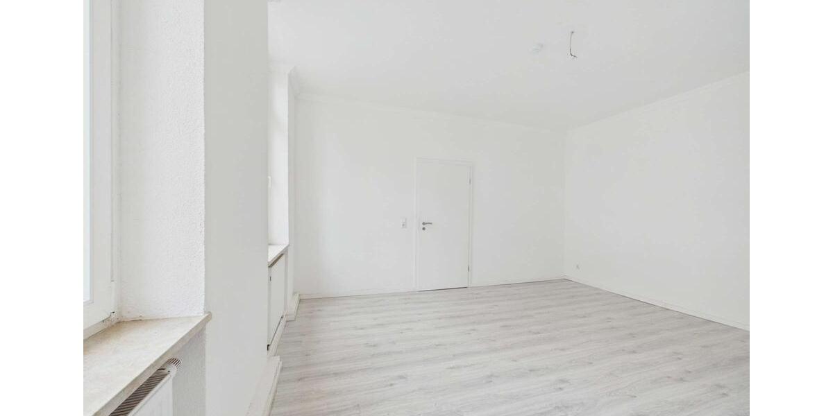 Etagenwohnung Schönebeck (Elbe) - 2 Zimmer, 82 m&sup2;, 574&euro; | Angebot:26692664