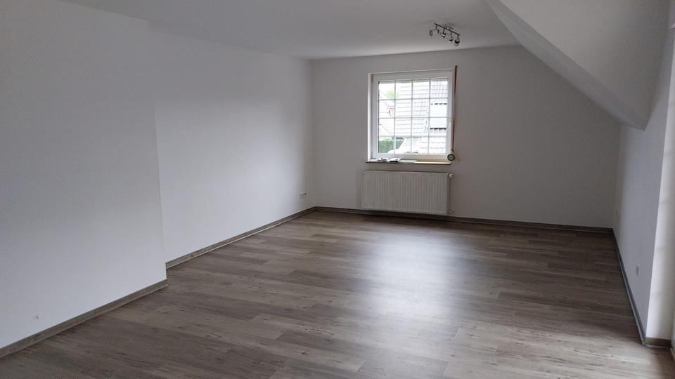 Maisonettenwohnung Pfullingen - 3.5 Zimmer, 131 m&sup2;, 950&euro; | Angebot:26581377