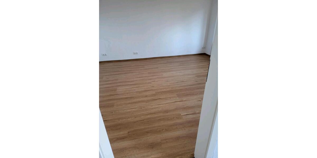 Etagenwohnung Barth - 5 Zimmer, 130 m&sup2;, 975&euro; | Angebot:25377784
