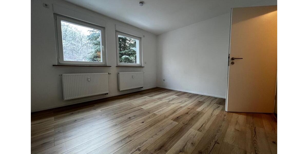 Erdgeschoßwohnung Schalksmühle - 2 Zimmer, 63 m&sup2;, 590&euro; | Angebot:24723434
