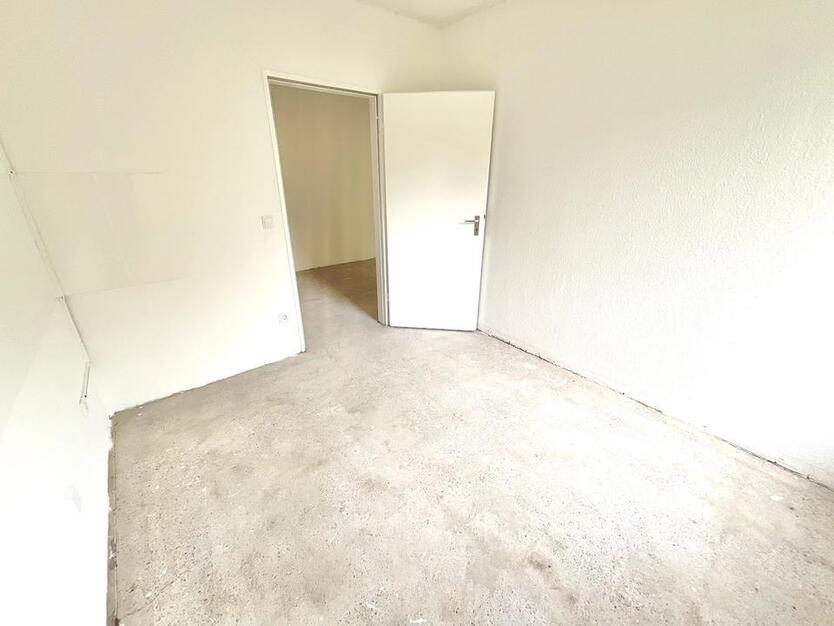Helle 3 Zimmerwohnung mit Balkon