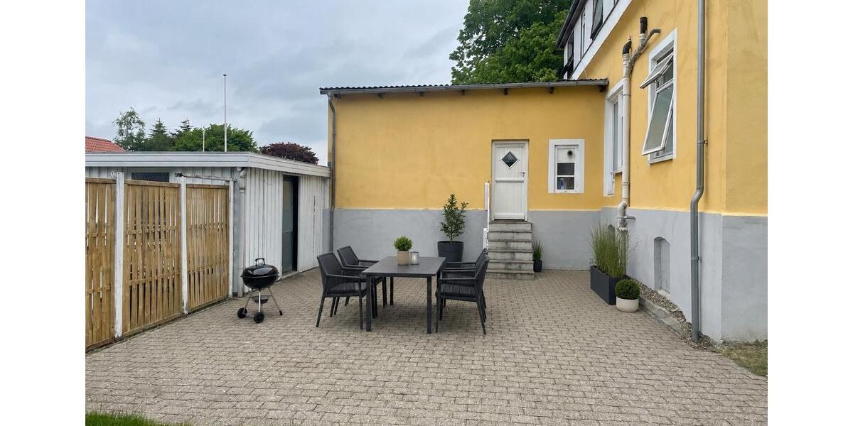Etagenwohnung Flensburg Falkenberg - 3 Zimmer, 130 m&sup2;, 1.000&euro; | Angebot:26697330