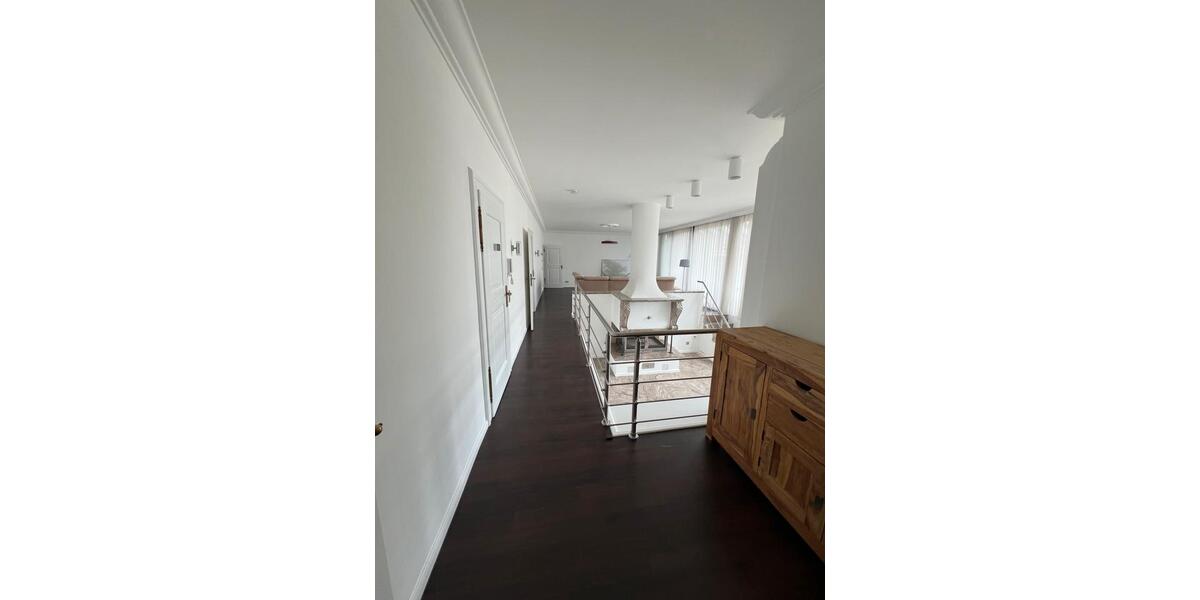 Einfamilienhaus Geilenkirchen - 3 Zimmer, 180 m&sup2;, 2.000&euro; | Angebot:26591592