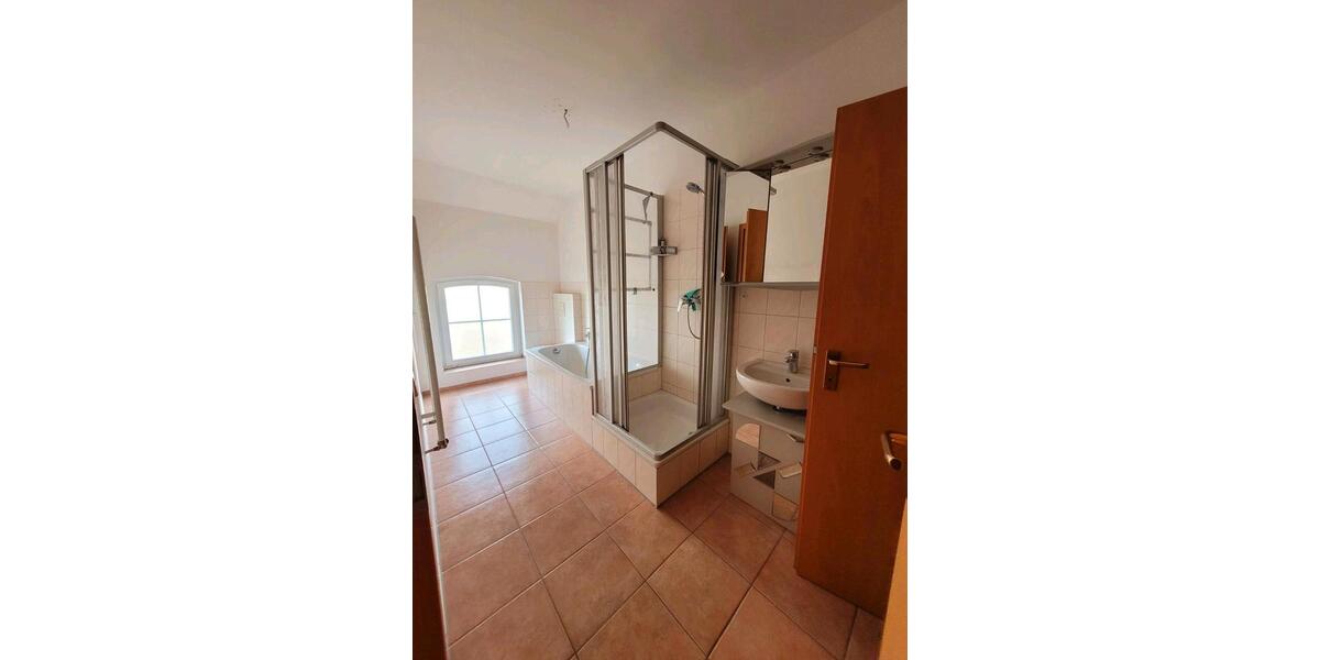 Maisonettenwohnung Ludwigsfelde - 3 Zimmer, 84 m&sup2;, 1.300&euro; | Angebot:25874077