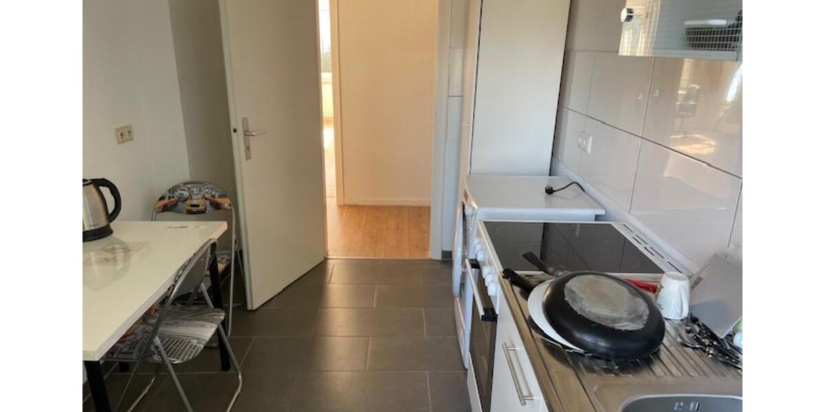 Möbliertes WG-Zimmer in Solingen-Hauptbahnhof-Nähe ! 1 zimmer