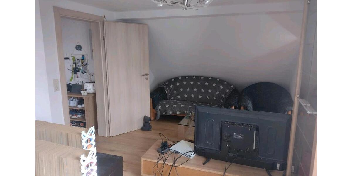 Dachgeschoßwohnung Großostheim - 2 Zimmer, 45 m&sup2;, 590&euro; | Angebot:26624074