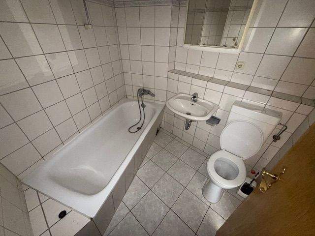 Etagenwohnung Gerstungen - 4 Zimmer, 97 m&sup2;, 645&euro; | Angebot:22086985