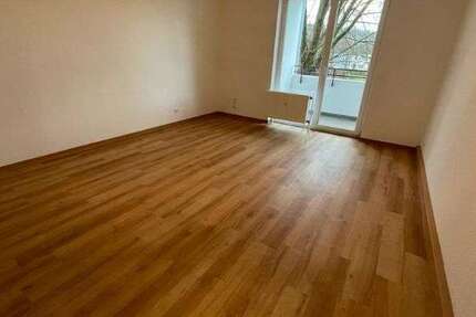 Wohnung Grevenbroich Neuenhausen - 2 Zimmer, 63 m&sup2;, 535&euro; | Angebot:26106051
