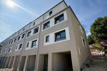 Haus Engen - 4 Zimmer, 144 m&sup2;, 1.780&euro; | Angebot:27086498