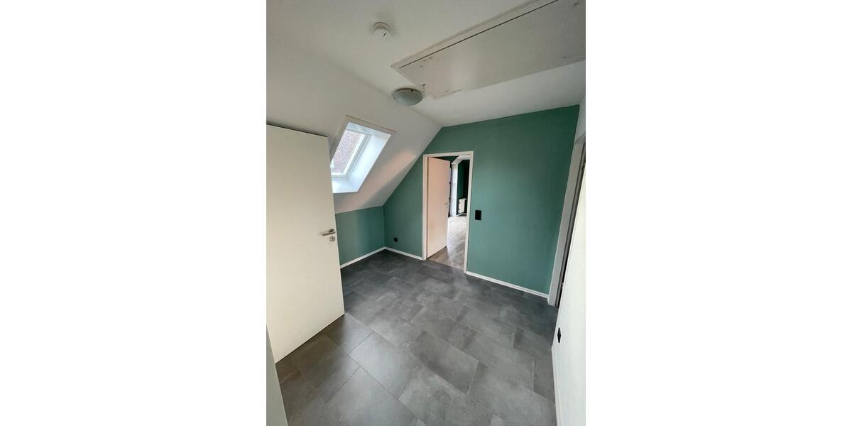 Dachgeschoßwohnung Probsteierhagen - 3 Zimmer, 95 m&sup2;, 1.295&euro; | Angebot:26697335