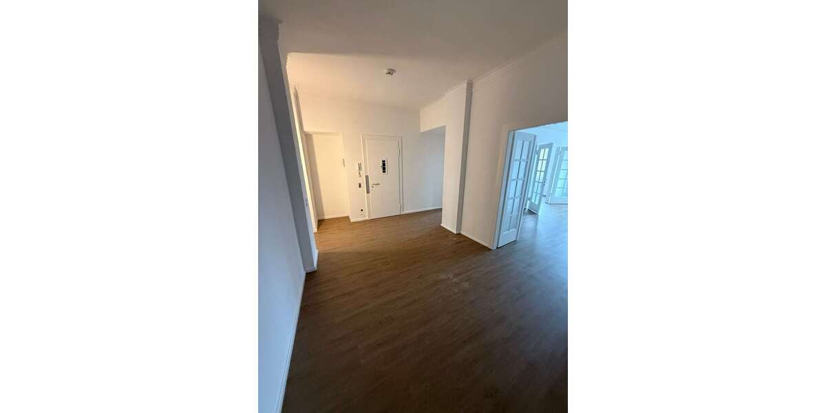 Etagenwohnung Düsseldorf Stadtbezirk 2 - 3 Zimmer, 99 m&sup2;, 1.900&euro; | Angebot:26870593