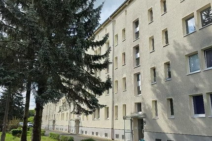 Wohnung Bad Köstritz - 3 Zimmer, 60 m&sup2;, 420&euro; | Angebot:27018067