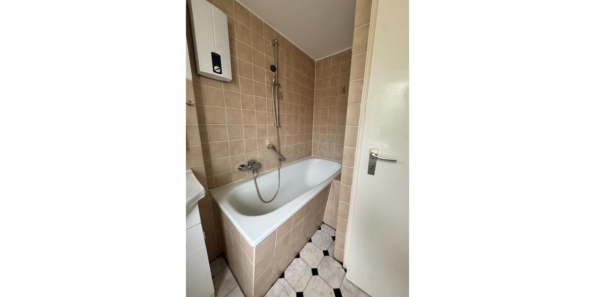 Etagenwohnung Sontra - 2 Zimmer, 330&euro; | Angebot:21686838