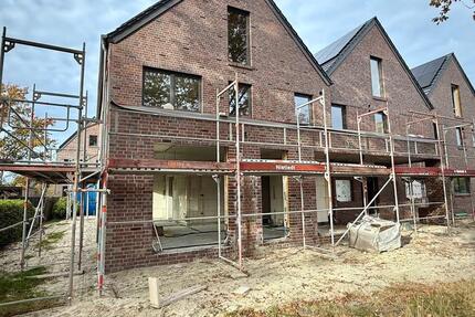 Ihr neues Büro in Friedrichsfehn – modern, effizient, bezugsfertig ab März 2026! zimmer