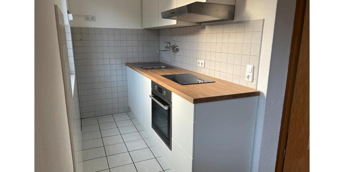 Dachgeschoßwohnung Essen Stadtbezirk IX - 1 Zimmer, 36 m&sup2;, 470&euro; | Angebot:24755804