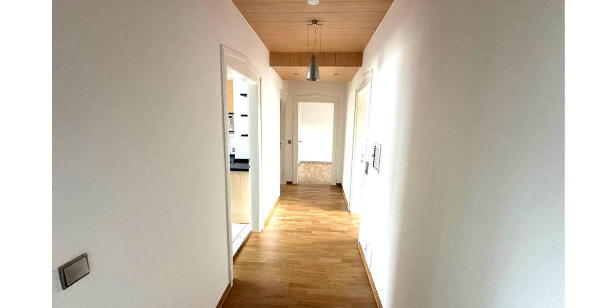 GLOBAL INVEST SINSHEIM | Tolle, frisch renovierte 3-Zimmer-Gründerzeitwohnung in Sinsheim 3 zimmer